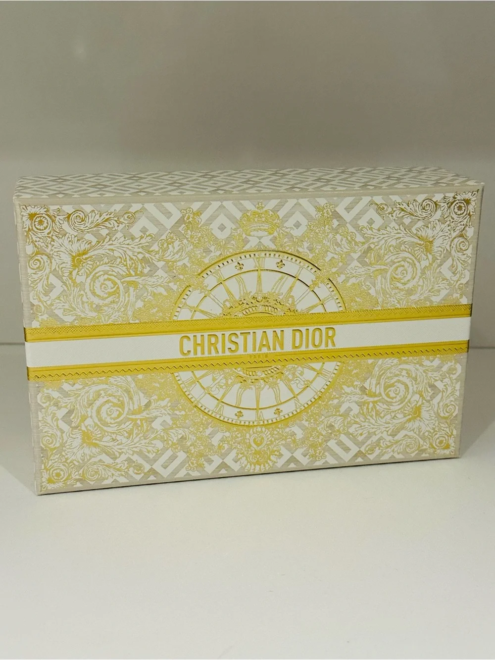 Dior Beauty Holiday 2024 Gift Box - White & Gold